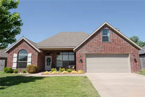 4022 Bridgeton St, Springdale, AR 72762