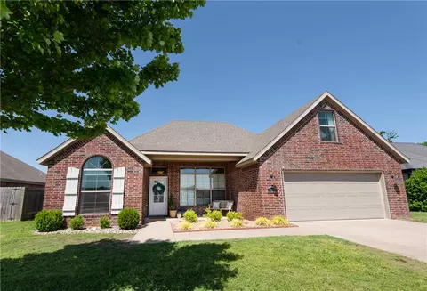 4022 Bridgeton St, Springdale, AR 72762