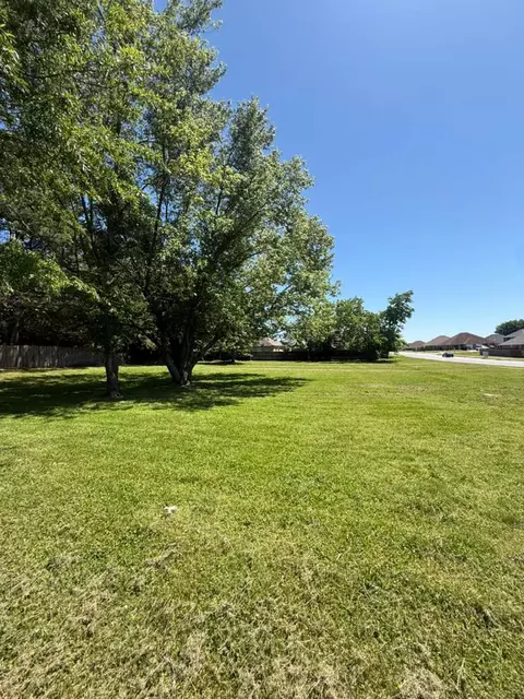 1735 Dodd Ave, Springdale, AR 72764 photo 4