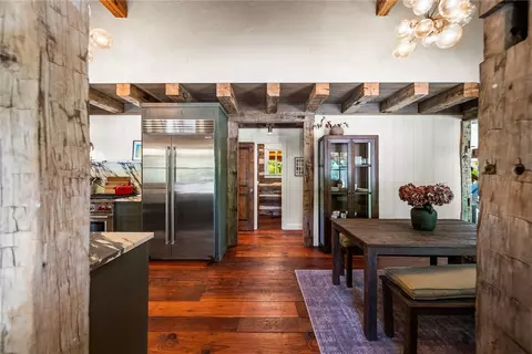 Entry Way - 425 Barnhardt Rd, Timbo, AR 72680 photo 3 of 5