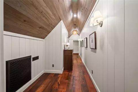 Entry Way - 425 Barnhardt Rd, Timbo, AR 72680 photo 5 of 5
