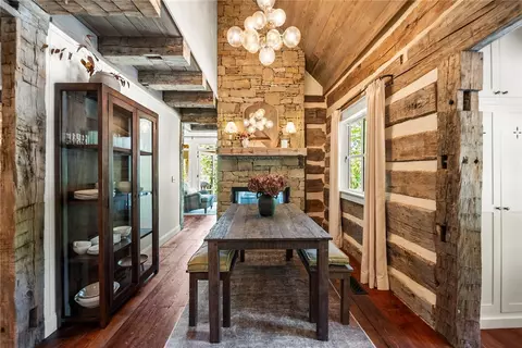 Dining - 425 Barnhardt Rd, Timbo, AR 72680 photo 2 of 3
