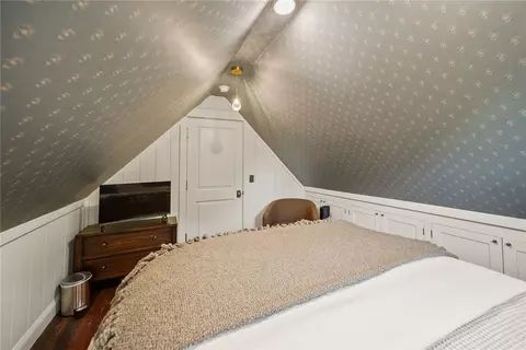 Bedroom - 425 Barnhardt Rd, Timbo, AR 72680 photo 9 of 9