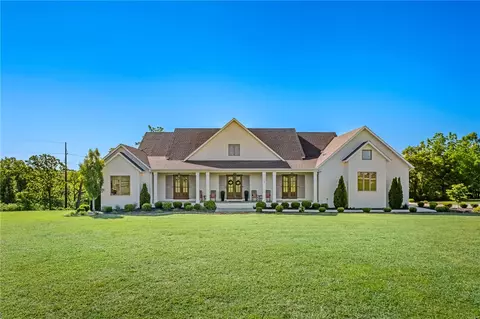 11964 Long Acres Dr, Bentonville, AR 72713