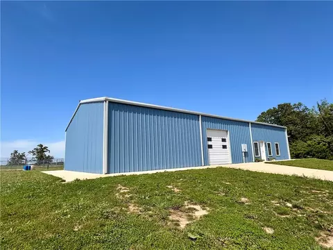 370 SE Bolin Rd, Gentry, AR 72734 photo 6