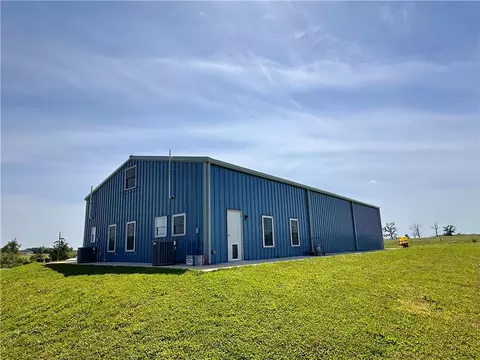 370 SE Bolin Rd, Gentry, AR 72734 photo 12