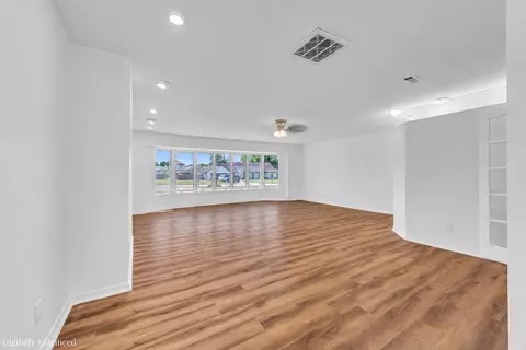Living - 1044 Apple Mdws, Springdale, AR 72764 photo 3 of 4