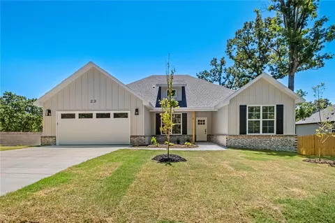 23 Thornaby Dr, Bella Vista, AR 72714
