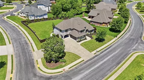 View/Area - 3111 Oak Tree Dr, Centerton, AR 72719 photo 1 of 9