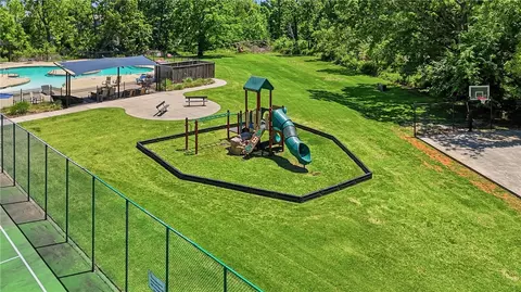 View/Area - 3111 Oak Tree Dr, Centerton, AR 72719 photo 8 of 9