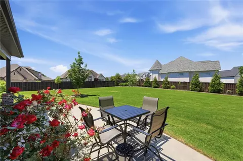 Exterior - 3111 Oak Tree Dr, Centerton, AR 72719 photo 5 of 10