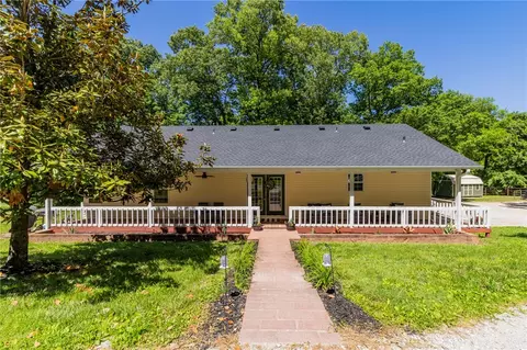 329 Rader Rd, Rogers, AR 72756