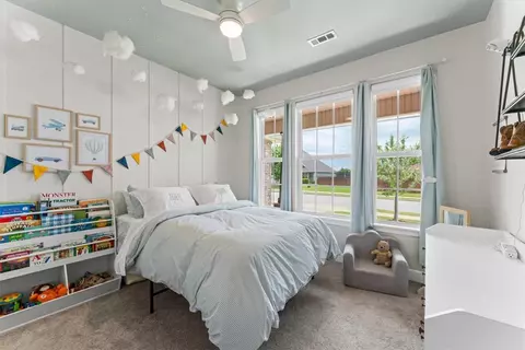Bedroom - 980 Silver Maple St, Centerton, AR 72719 photo 4 of 5