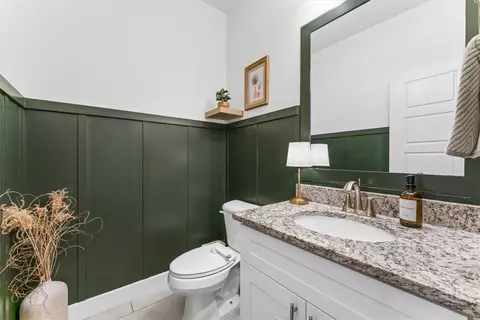 Bath - 980 Silver Maple St, Centerton, AR 72719 photo 5 of 7