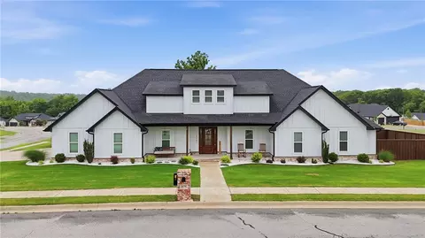 1575 Winters St, Pea Ridge, AR 72751