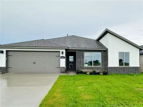 6400 NW Zella St, Bentonville, AR 72713