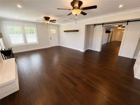 Living - 21385 Griggs Rd, Springdale, AR 72762 photo 5 of 5