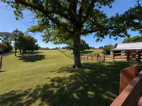 Exterior - 21385 Griggs Rd, Springdale, AR 72762 photo 13 of 17