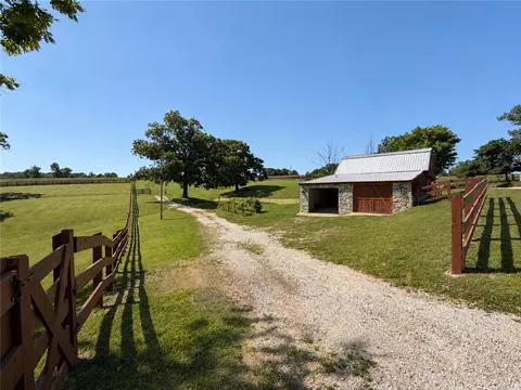 Exterior - 21385 Griggs Rd, Springdale, AR 72762 photo 16 of 17