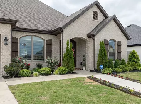 2865 S Colbalt Dr, Fayetteville, AR 72701