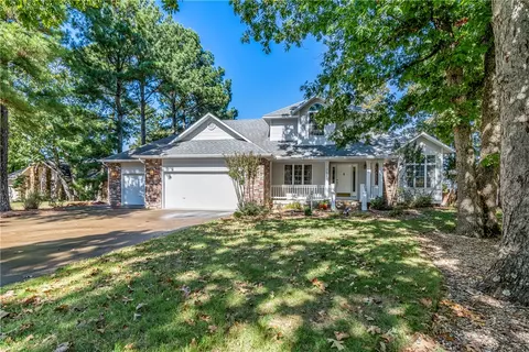 96 Holiday Island Dr, Holiday Island, AR 72631