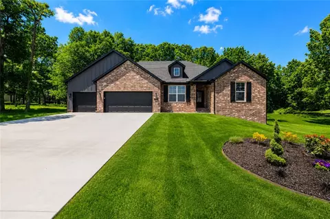 9307 Digby Dr, Gentry, AR 72734