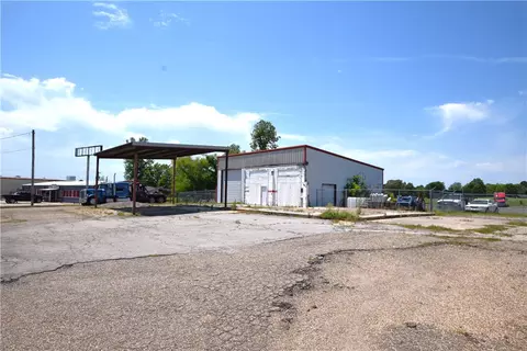 interstate, Muldrow, OK 74948 photo 31