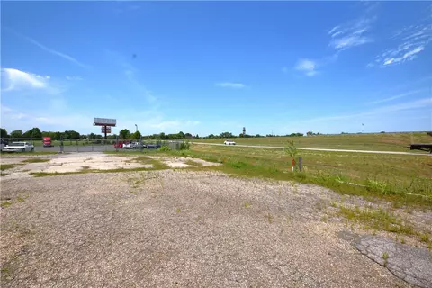 interstate, Muldrow, OK 74948 photo 32