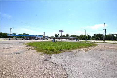 interstate, Muldrow, OK 74948 photo 34