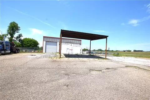 interstate, Muldrow, OK 74948 photo 37