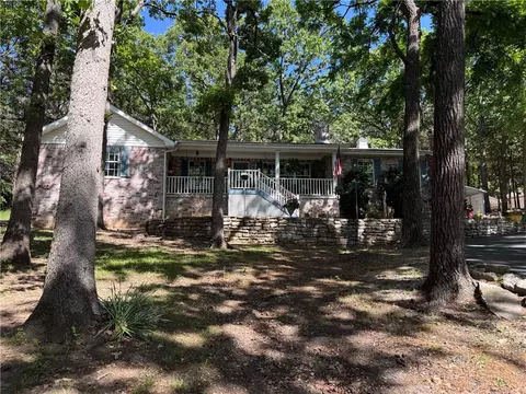 1513 Bobby St, Berryville, AR 72616