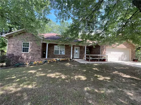 2800 N Erie Ave, Russellville, AR 72802
