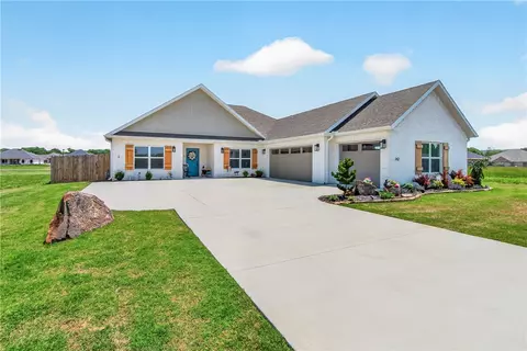 142 N Box Turtle Ave, Farmington, AR 72730