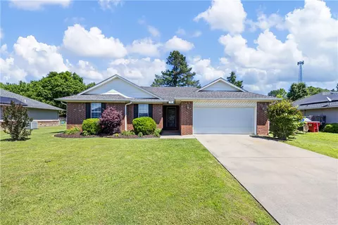 204 Willow Oak Dr, Dardanelle, AR 72834