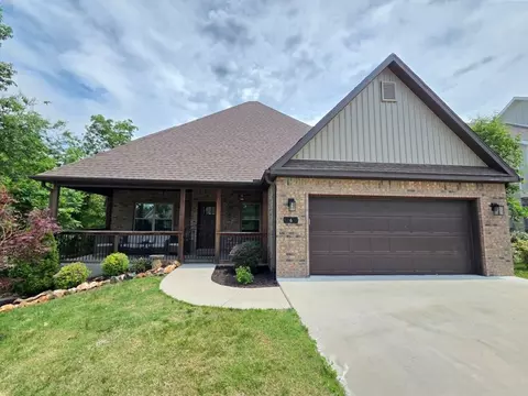 6 Burwell Dr, Bella Vista, AR 72714