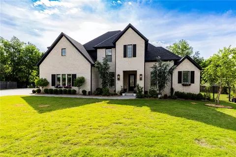 4351 Saint Albans St, Springdale, AR 72764