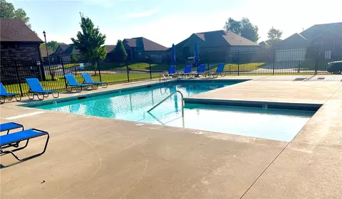 Exterior - 108 Peyton St, Lowell, AR 72745 photo 3 of 4