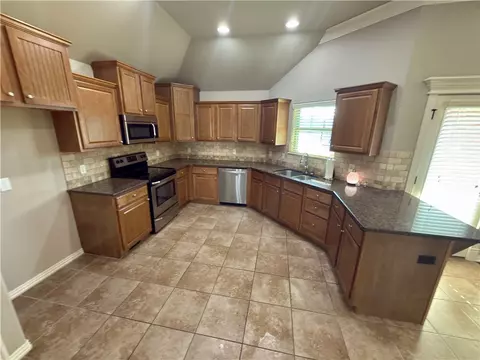 Kitchen - 108 Peyton St, Lowell, AR 72745 photo 1 of 2