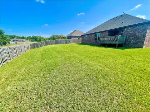 Exterior - 108 Peyton St, Lowell, AR 72745 photo 2 of 4