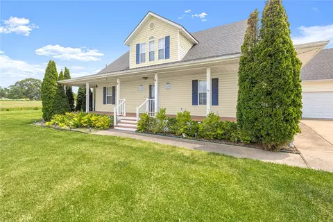 8448 Glory Dr, Bentonville, AR 72713