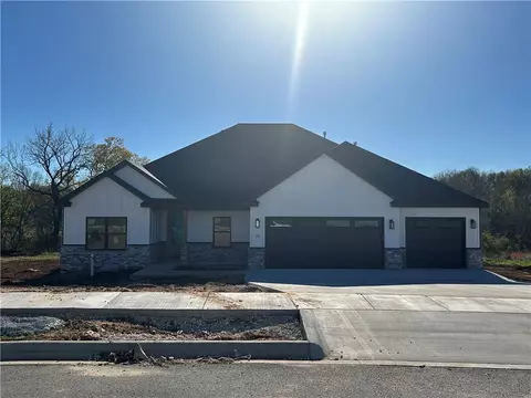 166 N Antelope Ave, Farmington, AR 72730