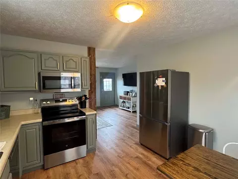 Kitchen - 122 Nc 8735, Jasper, AR 72641 photo 6 of 6