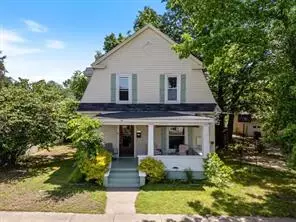 411 N Broadway St, Siloam Springs, AR 72761