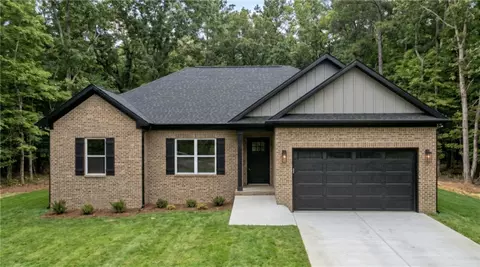 3 Kent Dr, Bella Vista, AR 72714