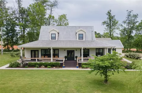 12737 Buddy Elkins Rd, Farmington, AR 72730