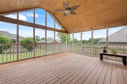 211 Monroe St, Centerton, AR 72719