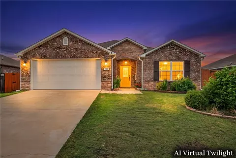 6702 SW Chalkstone Rd, Bentonville, AR 72713