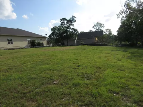 25 Appaloosa Dr, Holiday Island, AR 72631