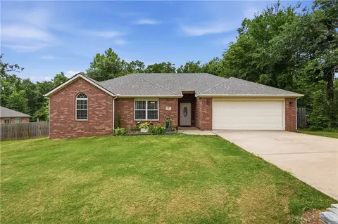 9 Hillswick Dr, Bella Vista, AR 72715