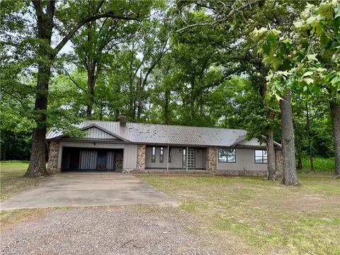 411 Frank Senko Rd, Griffithville, AR 72060